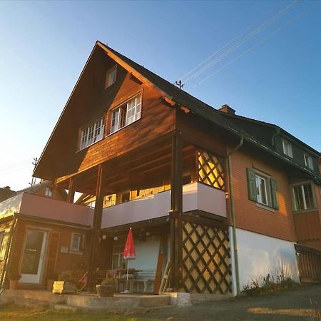 Idyllische Kleine Ferienwohnung Im Schwarzwald Friedenweiler المظهر الخارجي الصورة