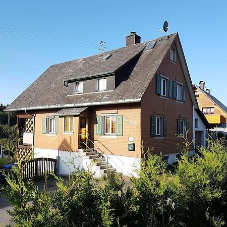 Idyllische Kleine Ferienwohnung Im Schwarzwald Friedenweiler المظهر الخارجي الصورة
