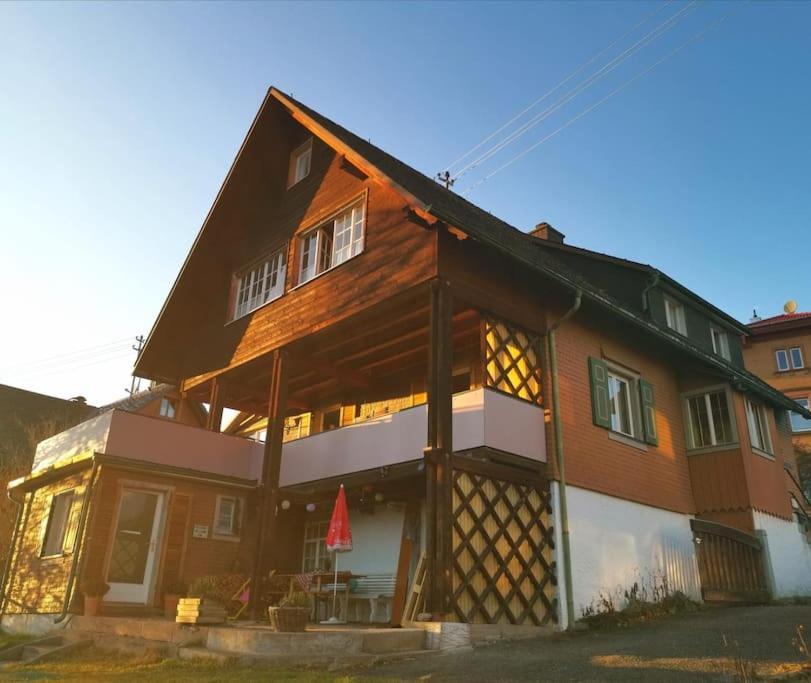 Idyllische Kleine Ferienwohnung Im Schwarzwald Friedenweiler المظهر الخارجي الصورة